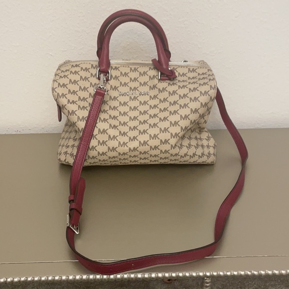 Bag - Picture 2 of 4